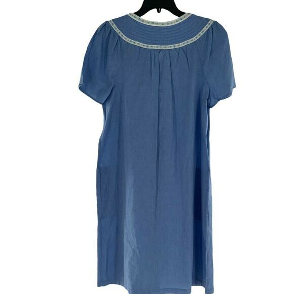 GS House Dress Womens Sz Medium Short Sleeve Snap Button Lightweight Duster Mumu - Picture 5 of 10